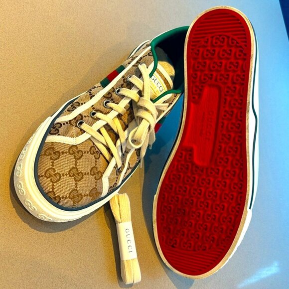 Original Gucci Beige Sneakers with Red Soles - Picture 1 of 6
